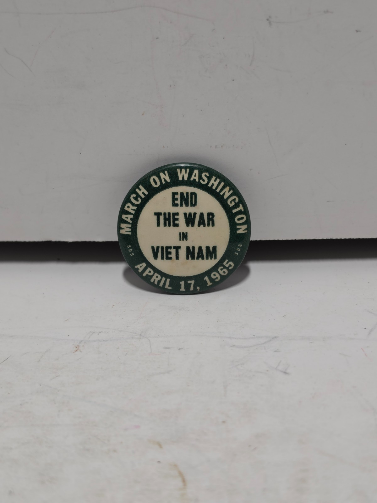 Vintage March on Washington End the War in Vietnam Pinback Button 1.5\