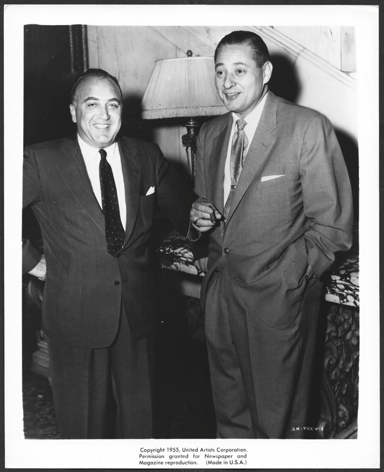 1955 UNITED ARTISTS VINTAGE ORIGINAL PRESS PHOTO Two Men in Suits Hollywood 1955 UNITED ARTISTS VINTAGE ORIGINAL PRESS PHOTO Two Men in Suits Hollywood