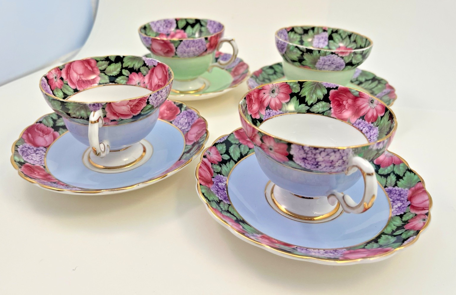 RARE Vintage Royal Standard line, \