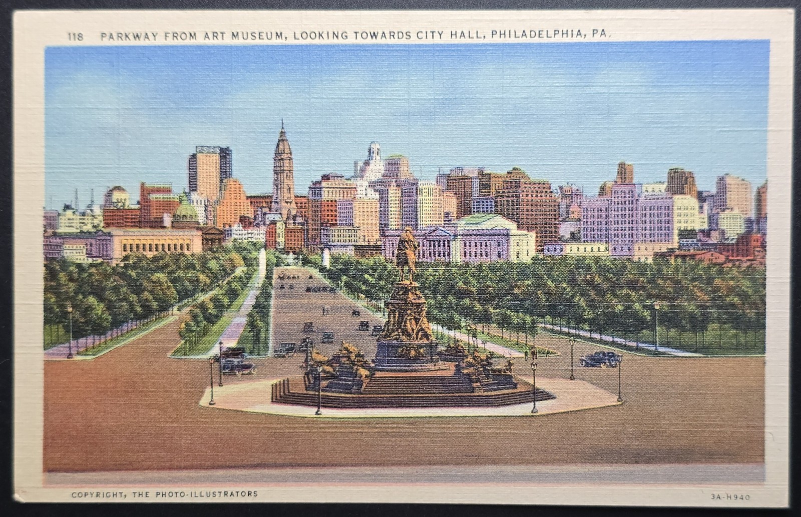1933 Philadelphia Parkway City Hall View Linen Postcard 3A-H940 C.T. Art-Colorto