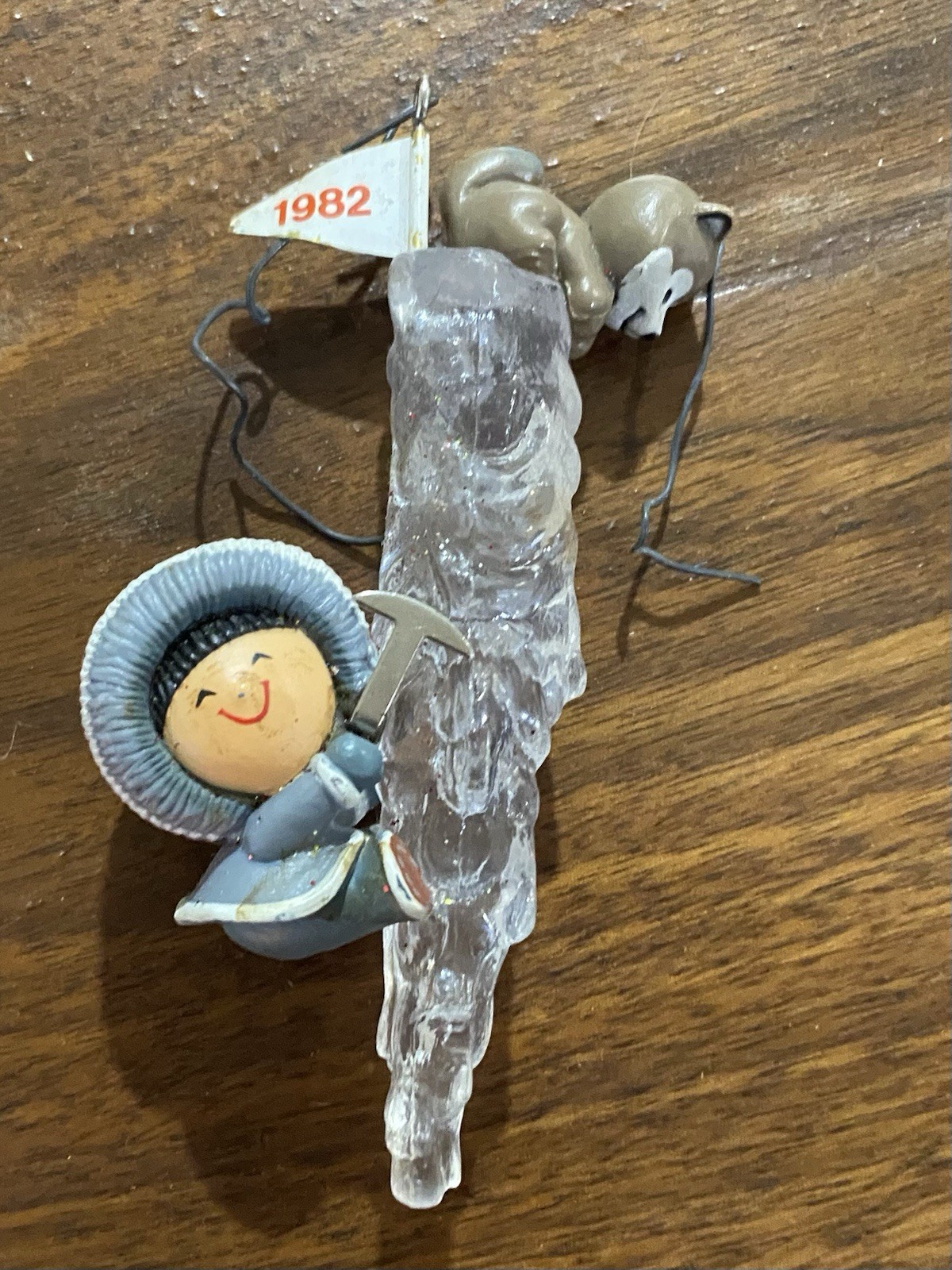 Vtg 1982 Hallmark Christmas Ornament Frosty Friends Eskimo Husky, 3rd in Series
