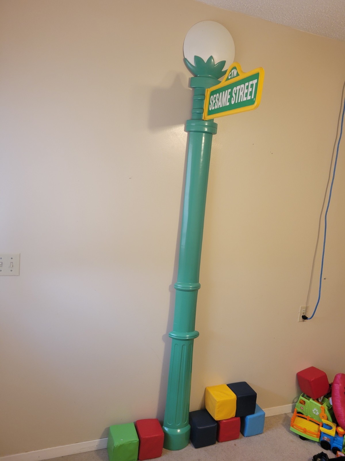 Vintage Sesame Street CTW Retail Sign93\ Vintage Sesame Street CTW Retail Sign93\