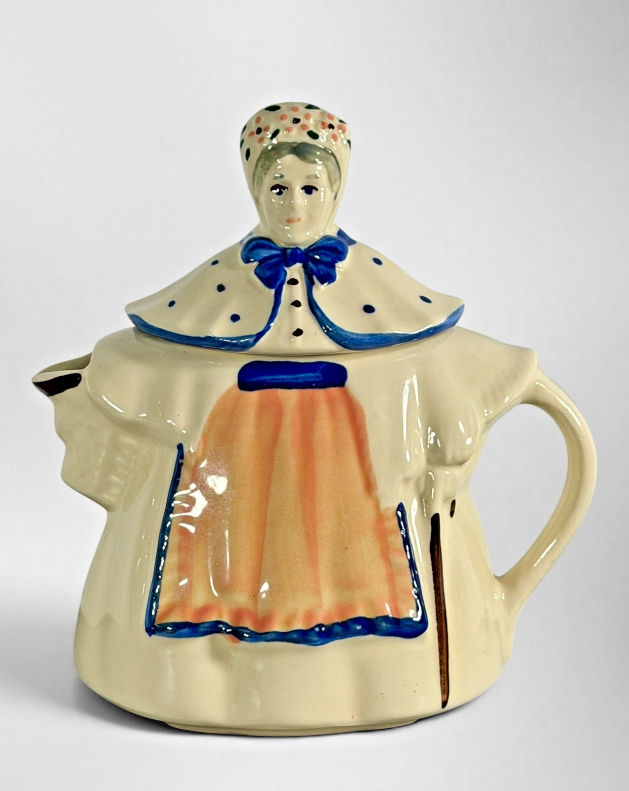 Vintage Shawnee Pottery Granny Ann Teapot USA 1940s Peach Apron Blue 8 NICE