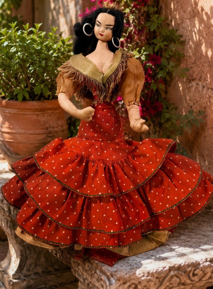 Vintage Spanish Flamenco Dancer Senorita Art Doll Posable Figurine Red Dress Vintage Spanish Flamenco Dancer Senorita Art Doll Posable Figurine Red Dress