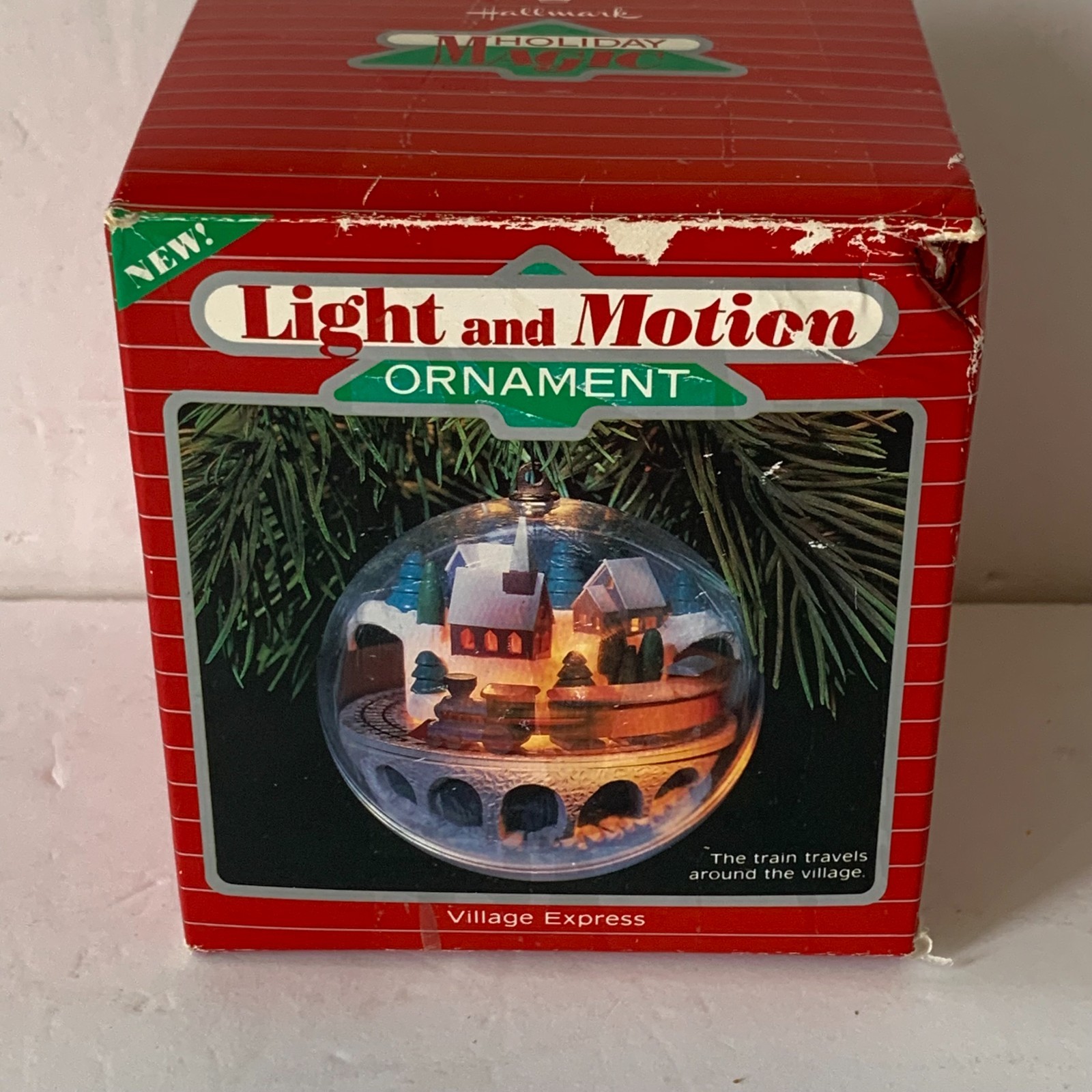 VTG 1986 Hallmark Village Express Light & Motion Christmas Ornament QLX7072 NIB 