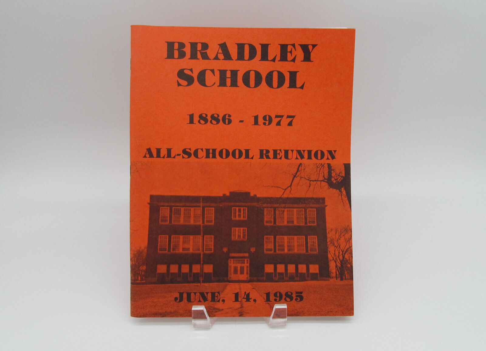 Bradley, South Dakota SD - Bradley School 1886-1977 All School Reunion Book