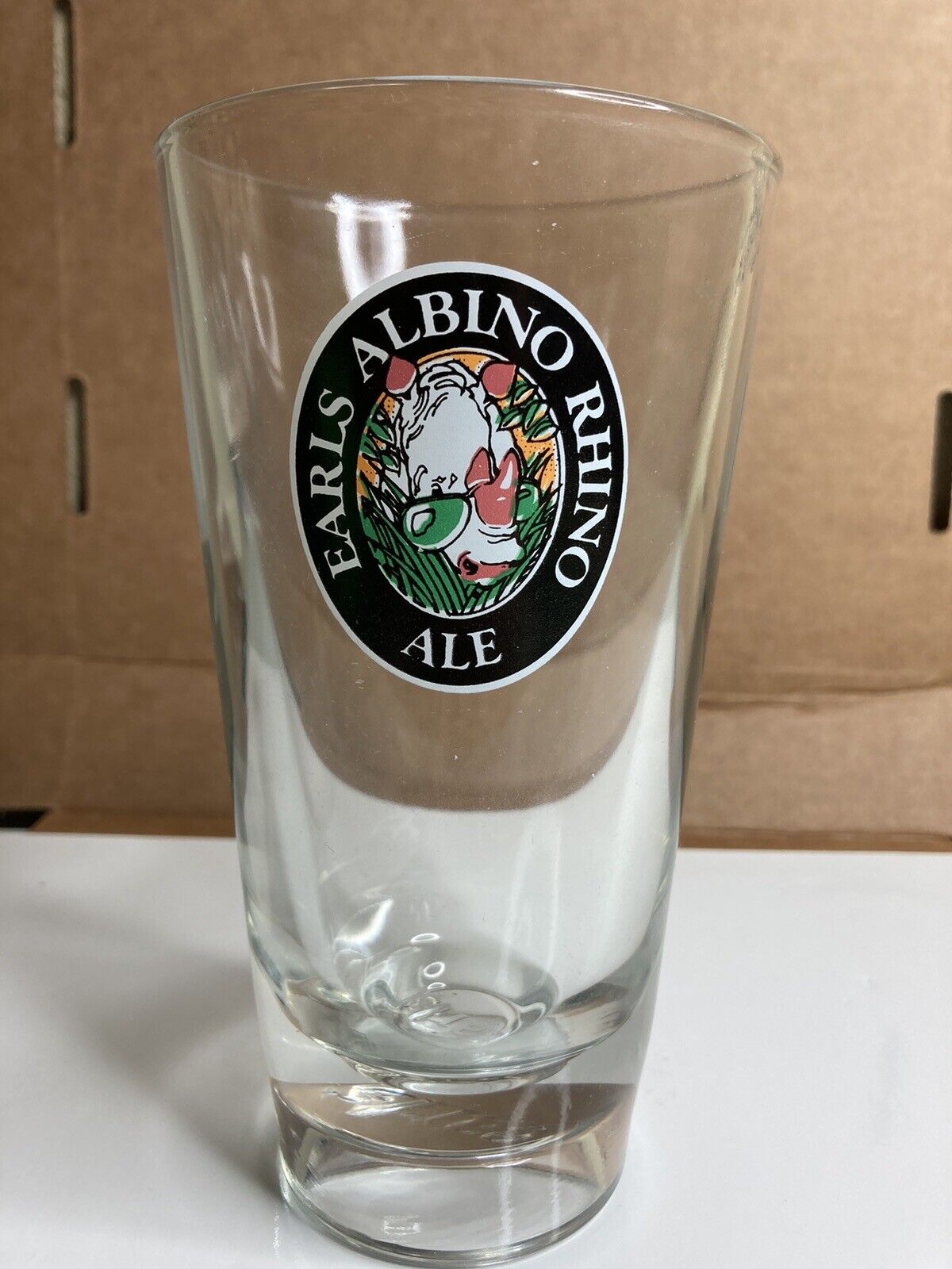 EARLS ALBINO RHINO BOTTOMS UP Pint Glass Heavy Glass Beer