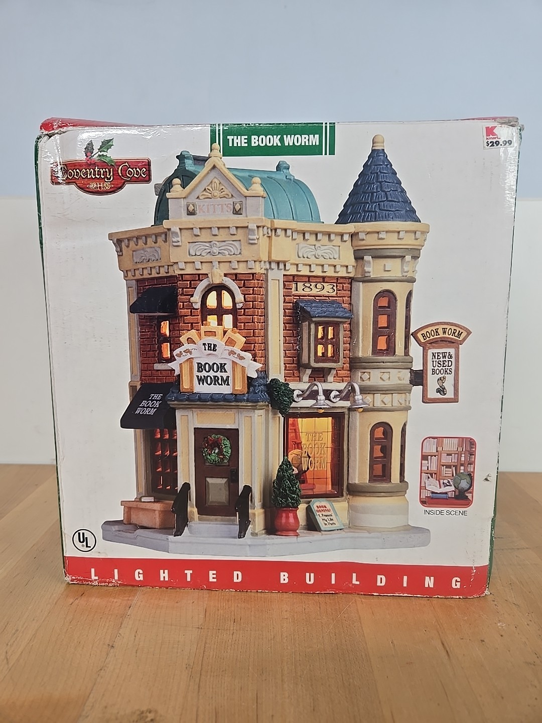 Retired 2009 Lemax Coventry Cove The Book Worm Holiday  Village lighted