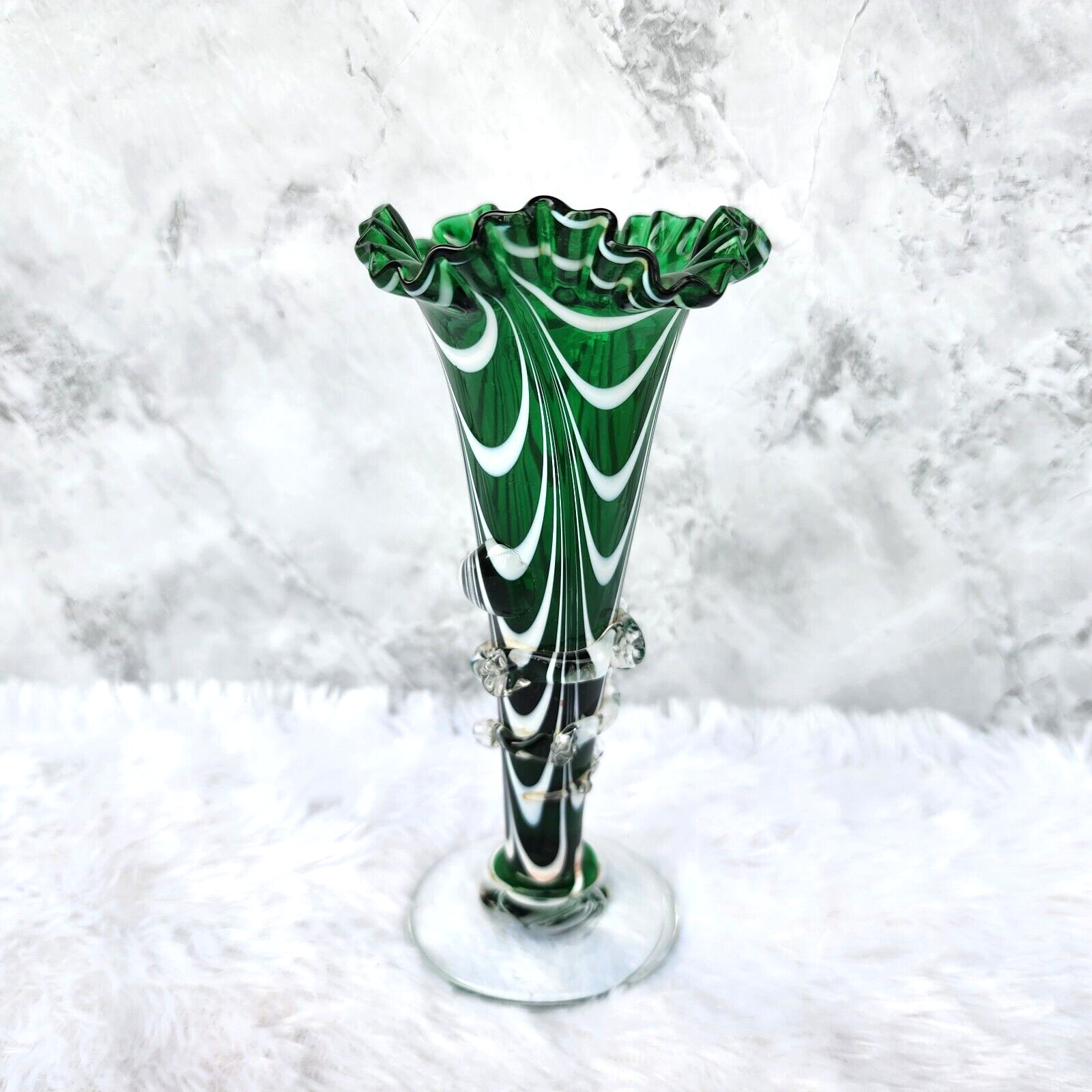 Vintage Handmade Green & White Swirl Pattern Glass Flower Vase Pontil Mark GV153