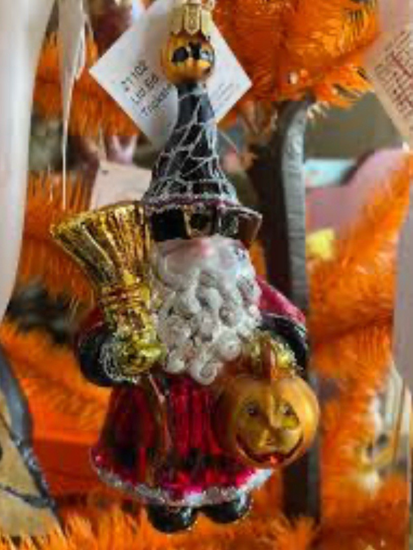 HeARTfully Yours™  6.75-Inch Trickster Gnome by Christopher Radko Brand New