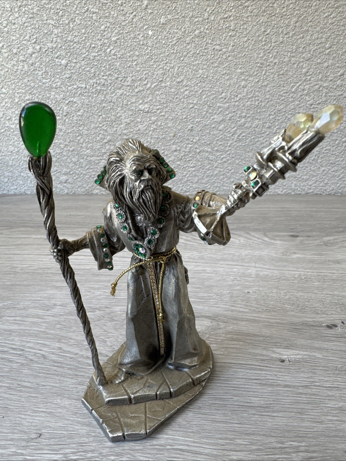 Gwydion The Wizard RF 1251 Grenadier 6\