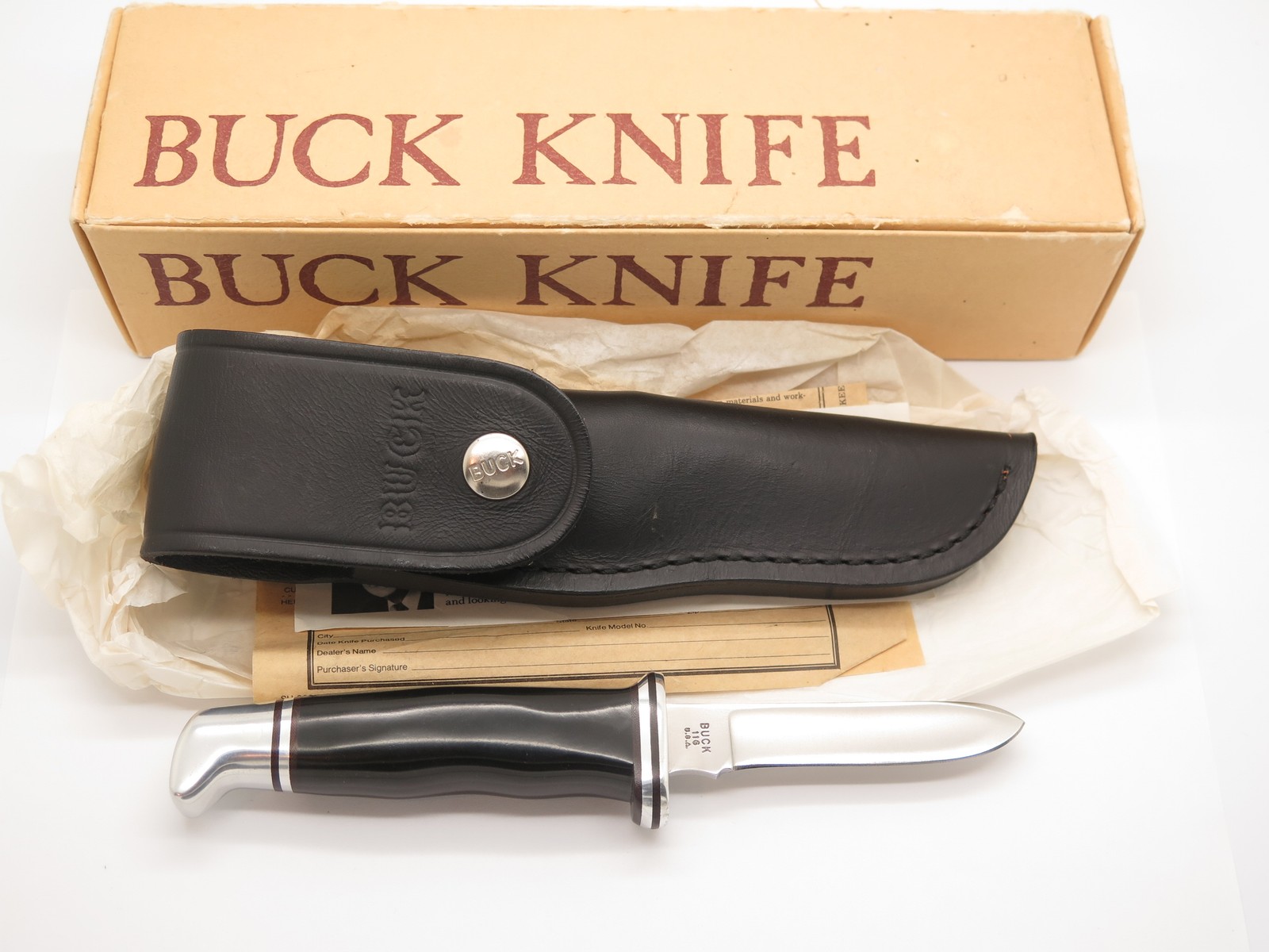 Vintage 1973-80 Buck 116 Caper 3 Three Liner Fixed Blade Hunting Knife & Box Vintage 1973-80 Buck 116 Caper 3 Three Liner Fixed Blade Hunting Knife & Box