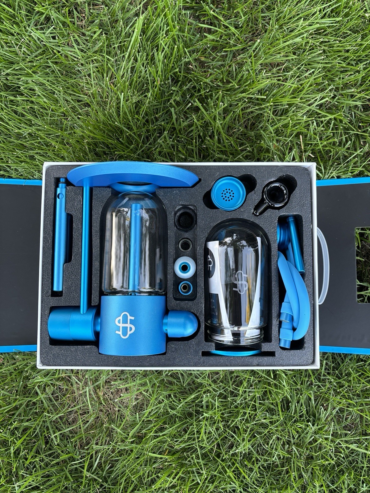 Cookies x Stündenglass Gravity Hookah Blue Cookies x Stündenglass Gravity Hookah Blue