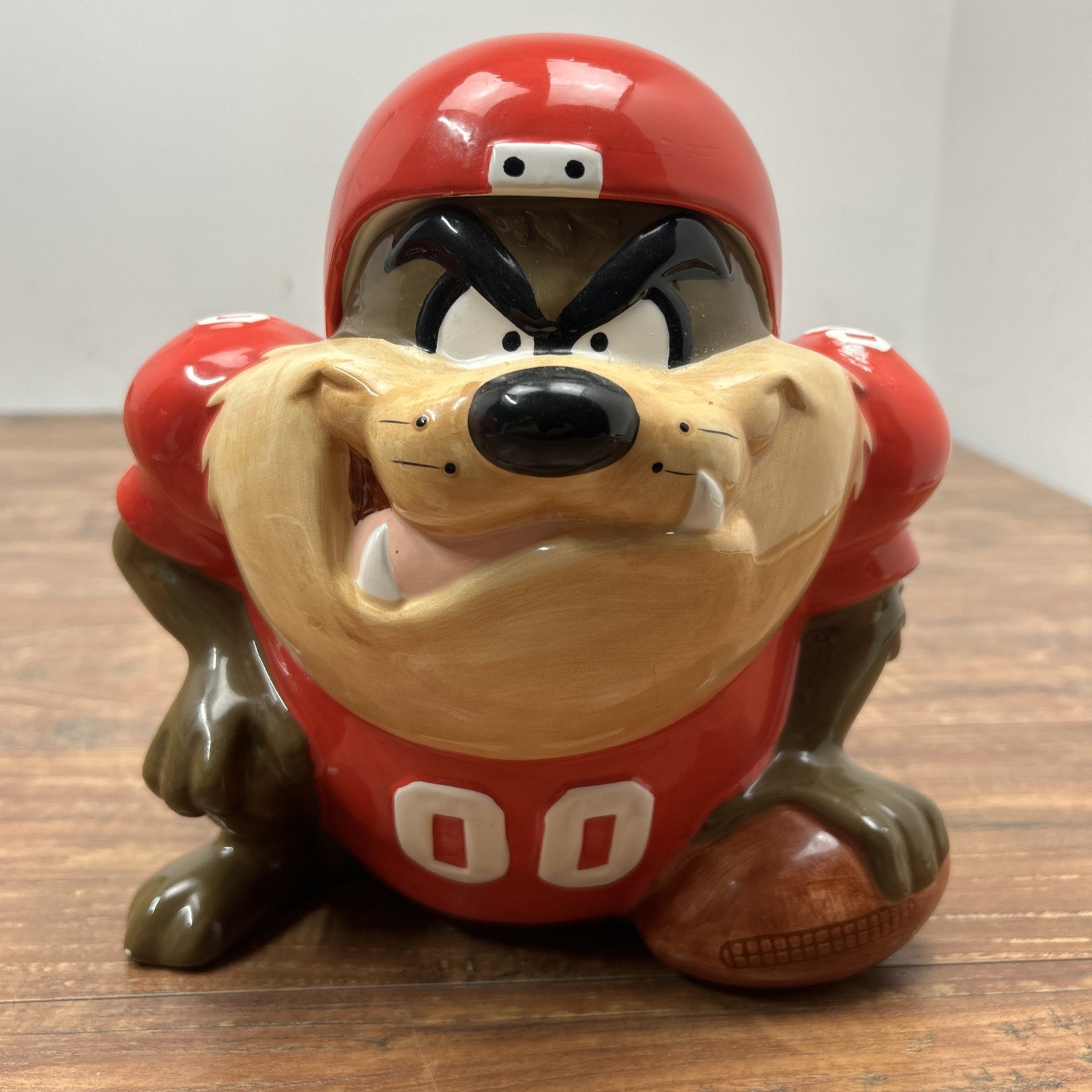 Vtg 1994 Looney Tunes Tazmanian Devil Taz Kansas City Chiefs NFL  Cookie Jar