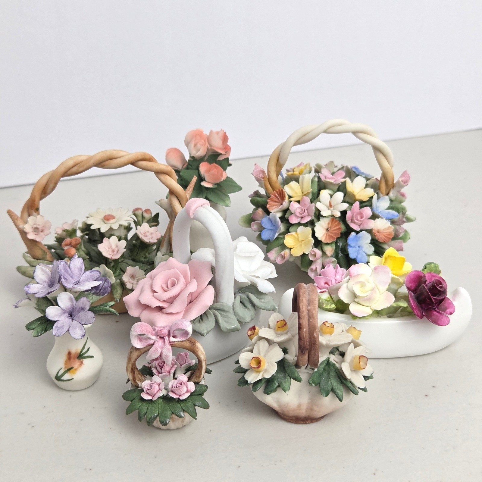 Vintage Capodimonte Coleport Porcelain Miniature Flower Baskets Vases 8pc