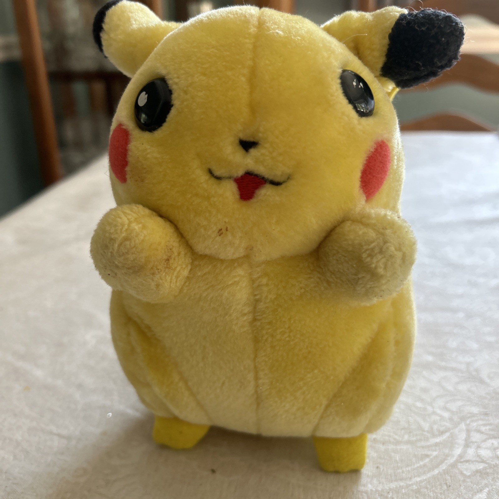 Vintage 1998/1999 Pokemon Talking Pikachu Plush 9” Electronic Hasbro TOMY