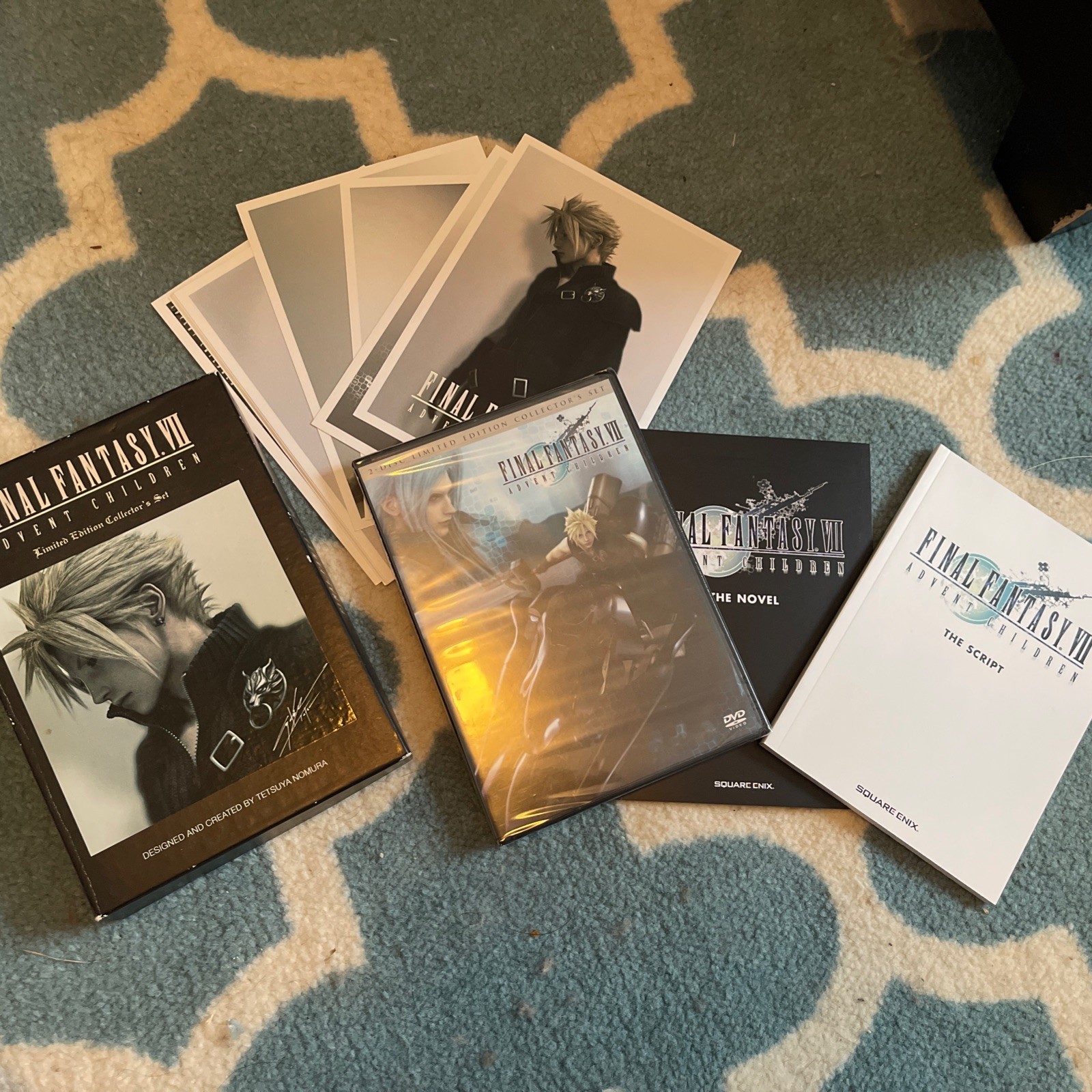 Final Fantasy VII Advent Children Limited Edition Collector\'s Set Mint Condition