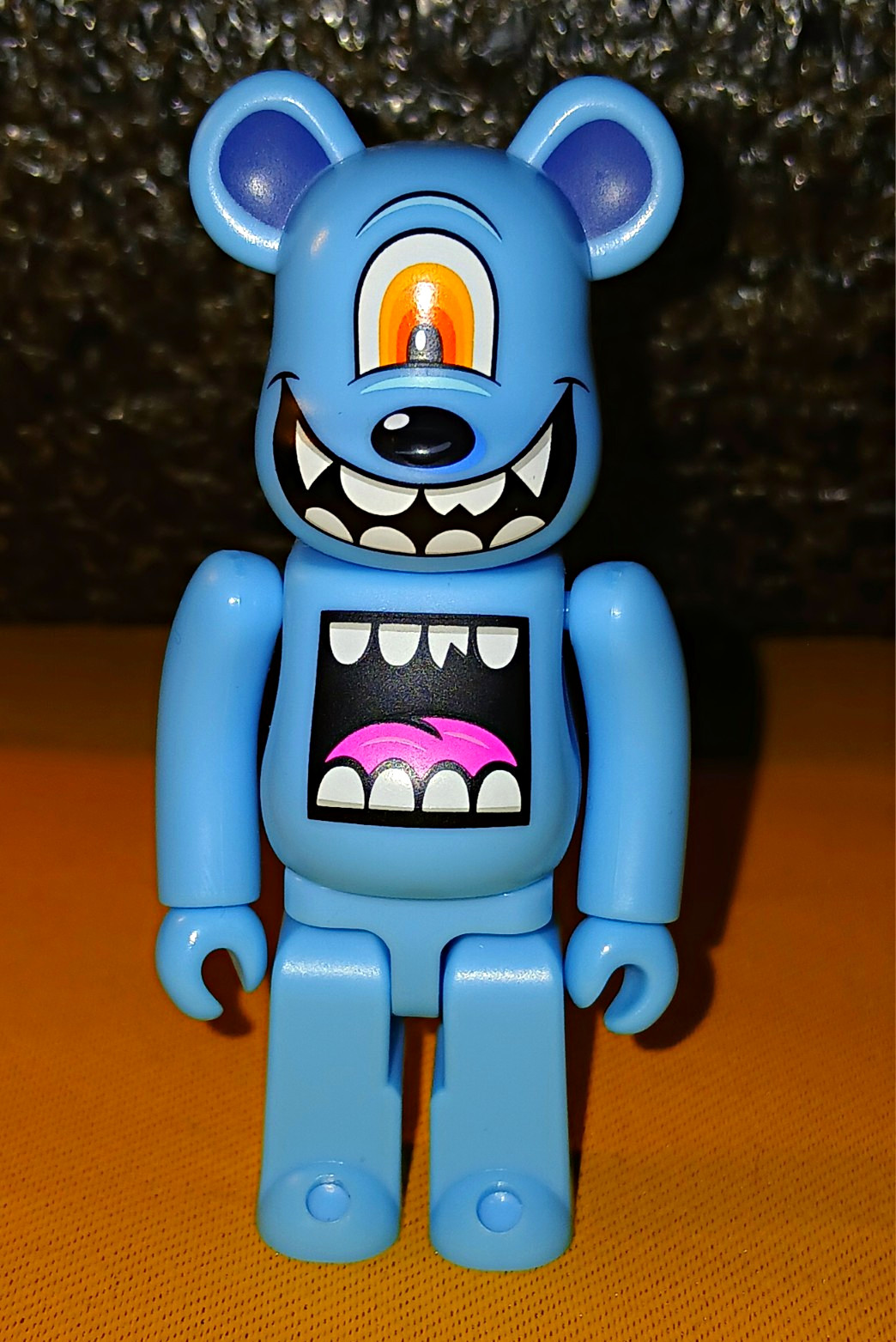 Bearbrick x Greg Mike Hibearnation DesignerCon 2022 Exclusive 100% Bearbrick x Greg Mike Hibearnation DesignerCon 2022 Exclusive 100%