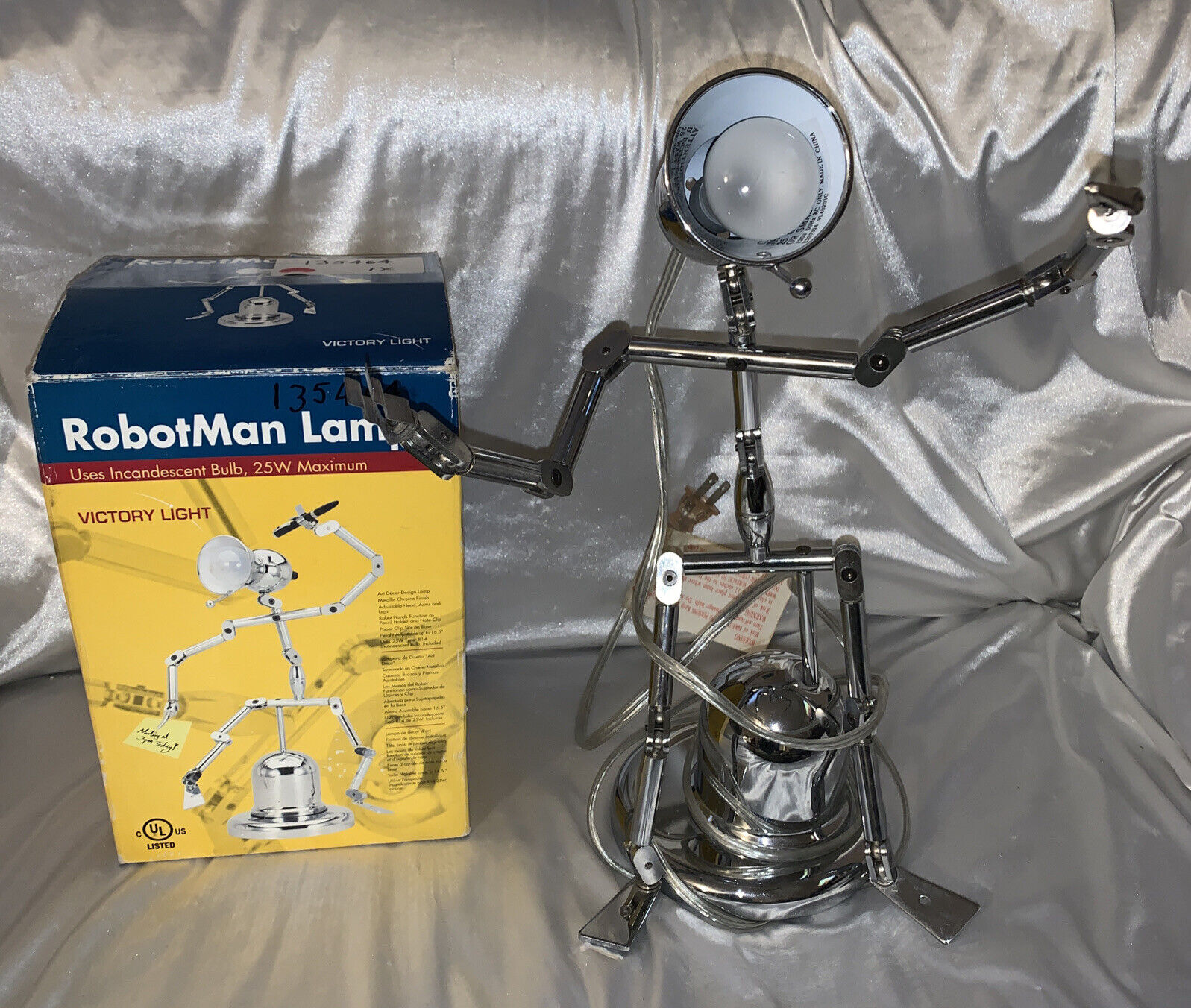 VINTAGE MECHANICAL ROBOT DESK LAMP- Chrome Poseable VICTORY LIGHT WITH BOX