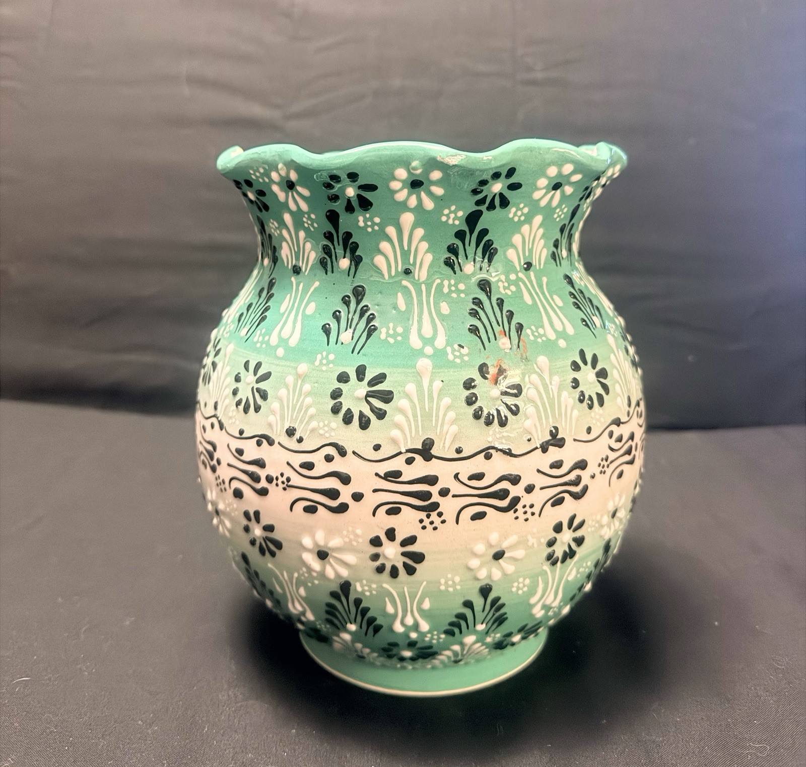 Ozen Ceramics Hand Crafted In Turkey Tall Vase/Planter Home Decor Floral Design