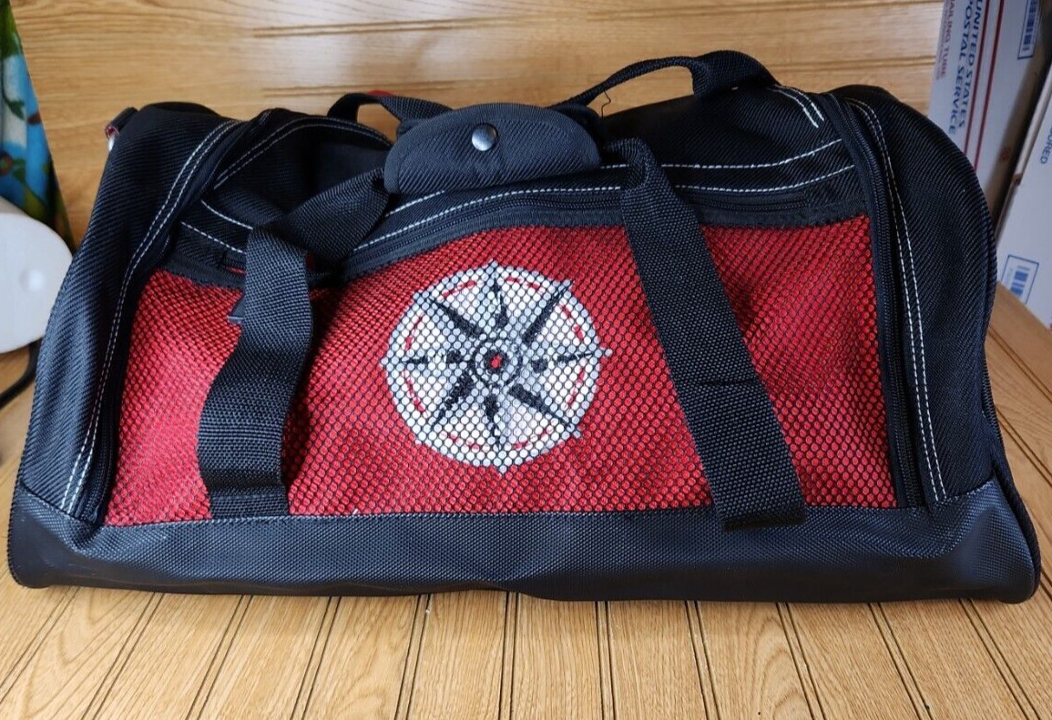 VTG Marlboro Unlimited Compass Gear LRG Duffle NWOT 25x14x14 READ DESCRIPTION