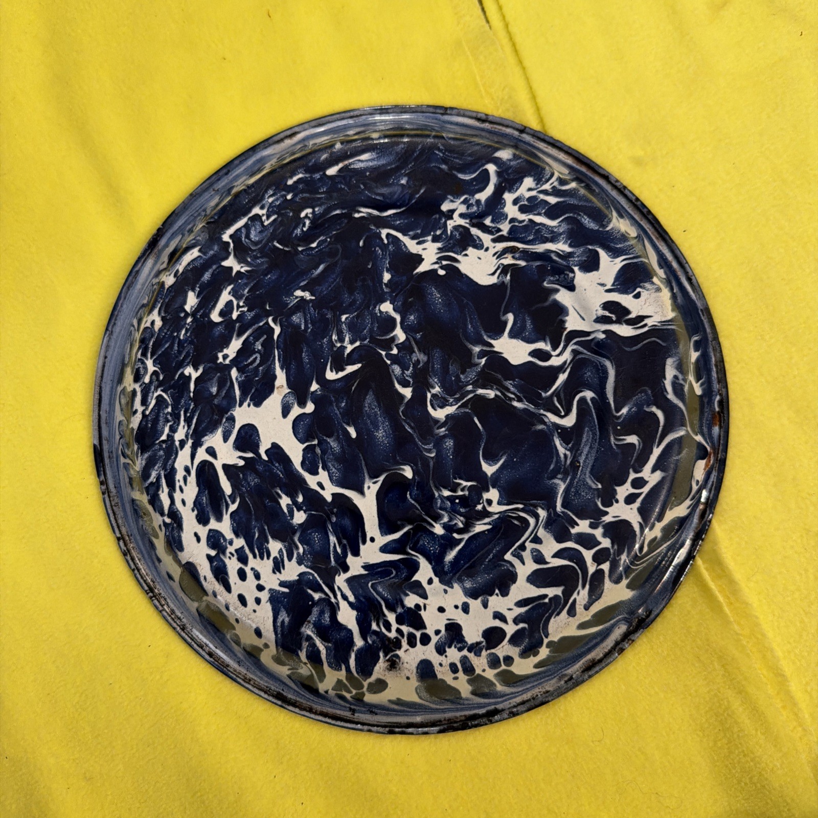 Vintage Blue Swirl Graniteware Enamelware 9 Vintage Blue Swirl Graniteware Enamelware 9