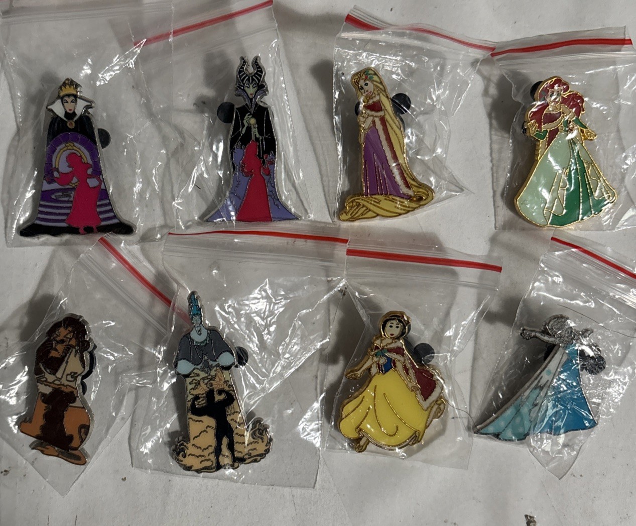 Disney Villains PRINCESS MALIFICENT HADES QUEEN OF HEARTS ETC  Pins lot of 8