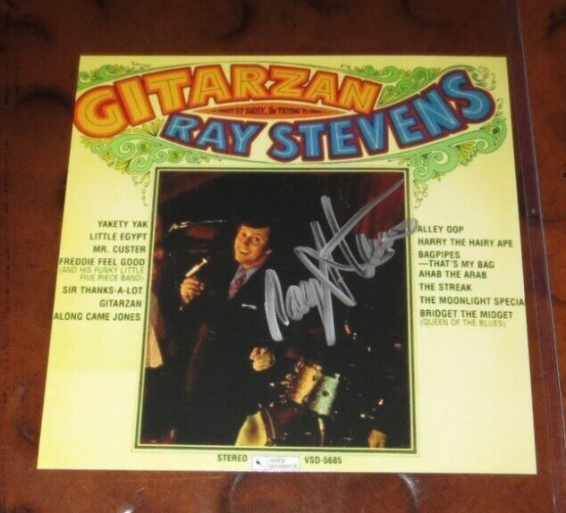 Ray Stevens humorous musician PHOTO signed autographed The Streak Gitarzan