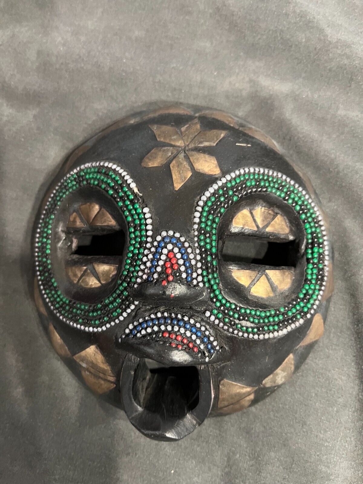 African Wood Carved round beaded mask, 8 inches