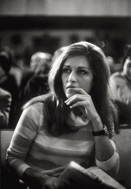 The Italian-French singer Dalida has participated in the 17th Sanr- 1967 Photo 3