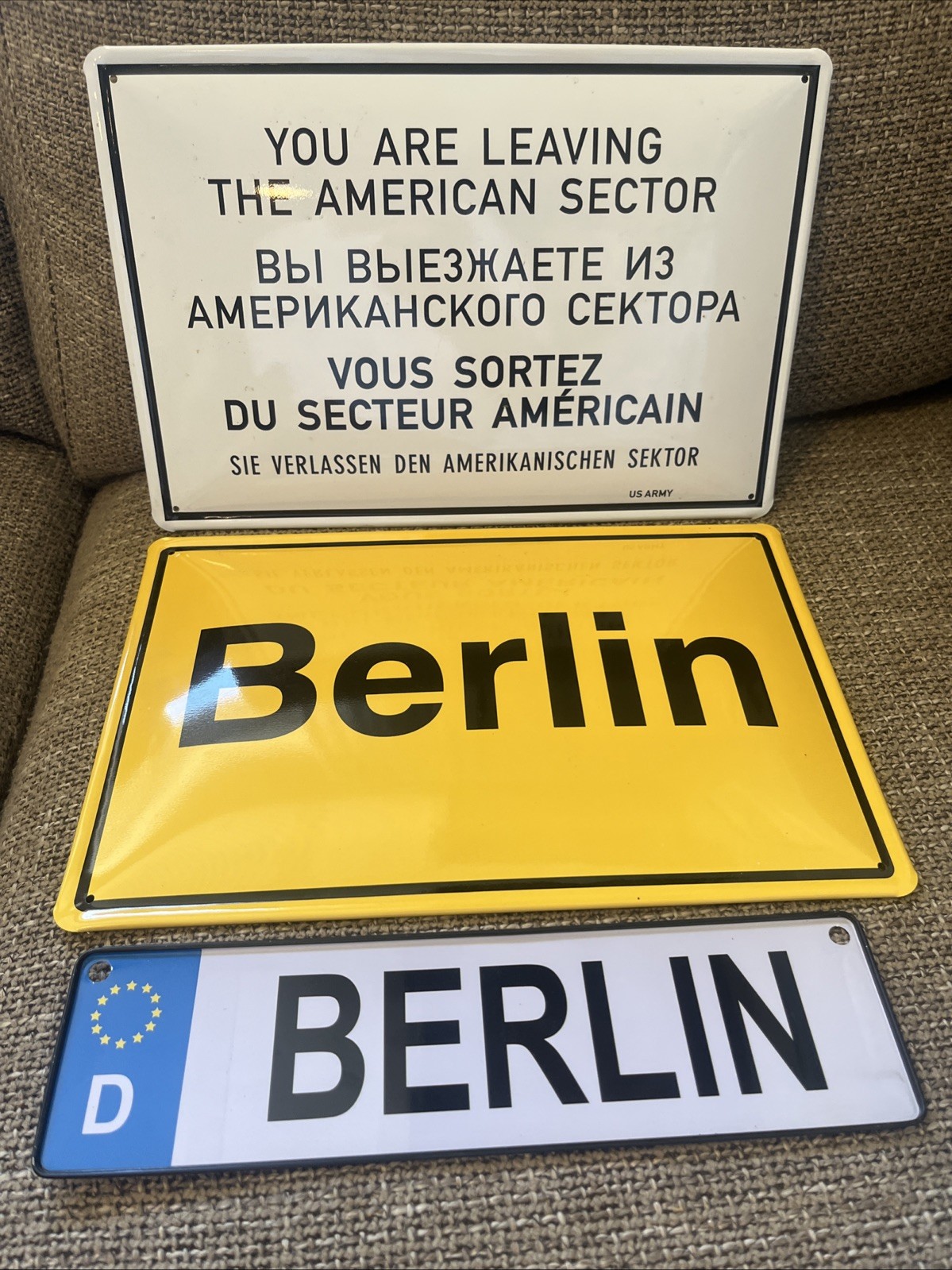 German Metal Signs You’re Leaving American Sector In Berlin US Army German Metal Signs You’re Leaving American Sector In Berlin US Army