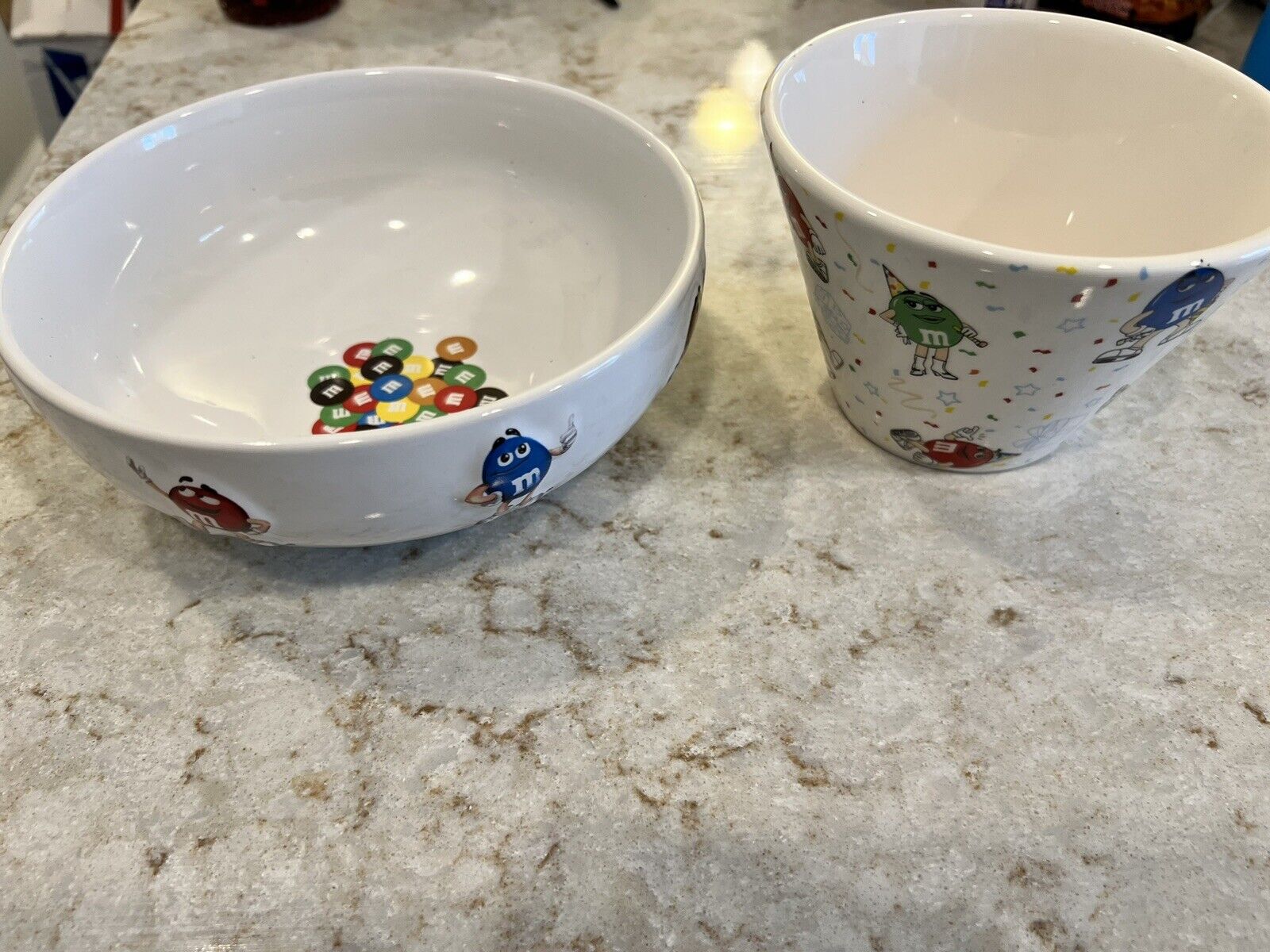 M&M\'s Mars Inc White 6” Ceramic Candy Snack Bowl Raised Characters on sides Gift
