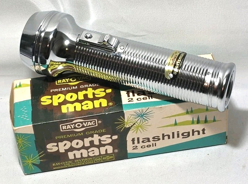 New/Old Stock Vintage Ray-O-Vac Sportsman 2 Cell Flashlight S22F +Box USA Made