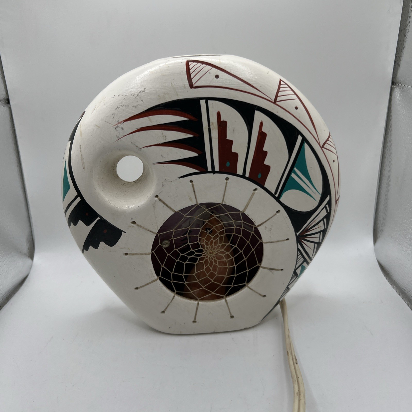 Southwest Vintage Ceramic Diorama Lamp With Dream catcher Coyote Motif 7”x7” 