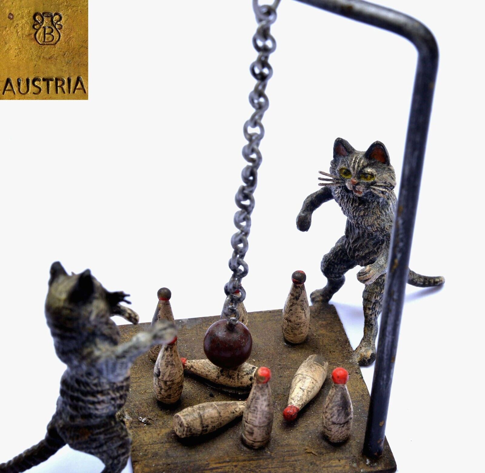 Old Fritz Bermann Austria Vienna Cold Paint Bronze 2 Cat Bowling Chain Marked