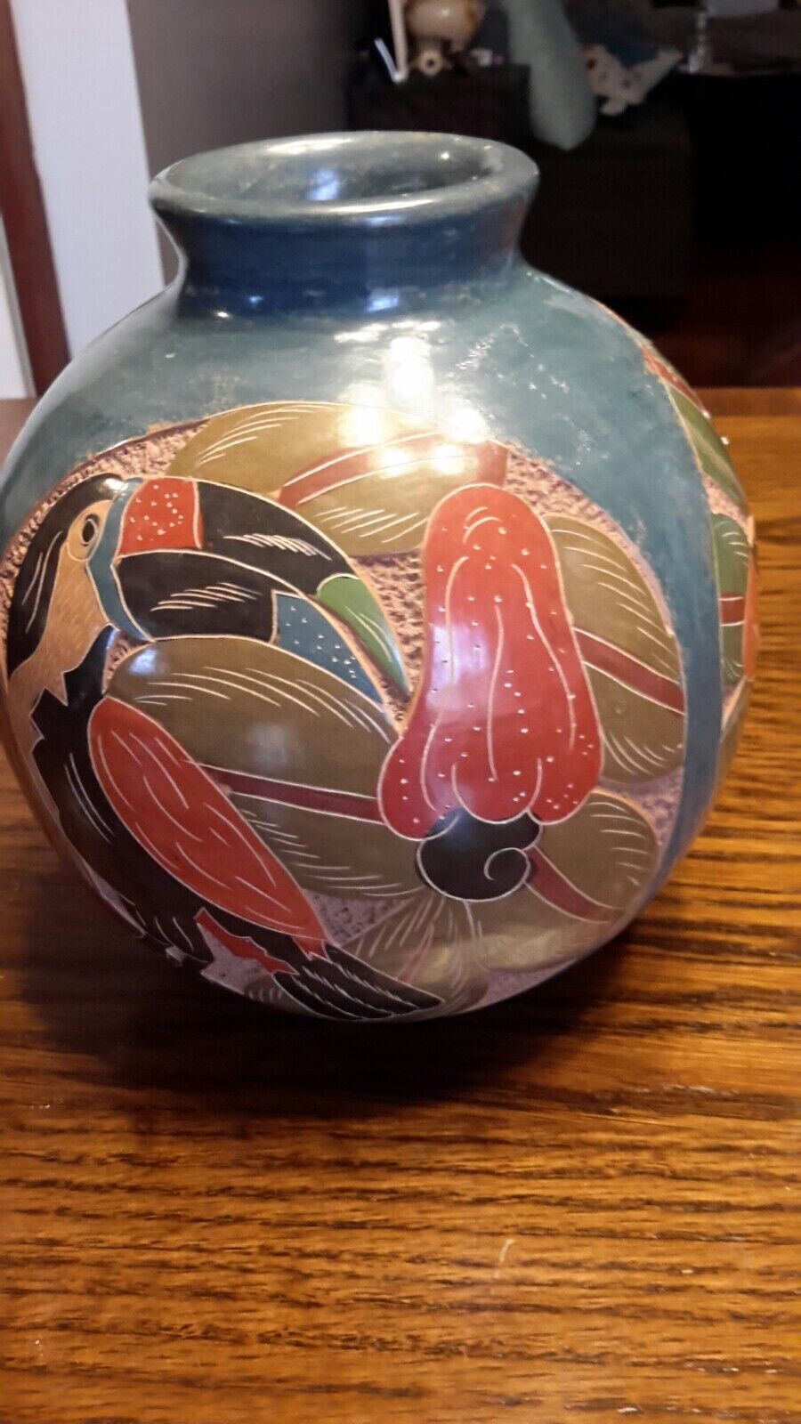 Pottery vase By Luis Bracamontei From San Juan DE Oriente Nicaraguan