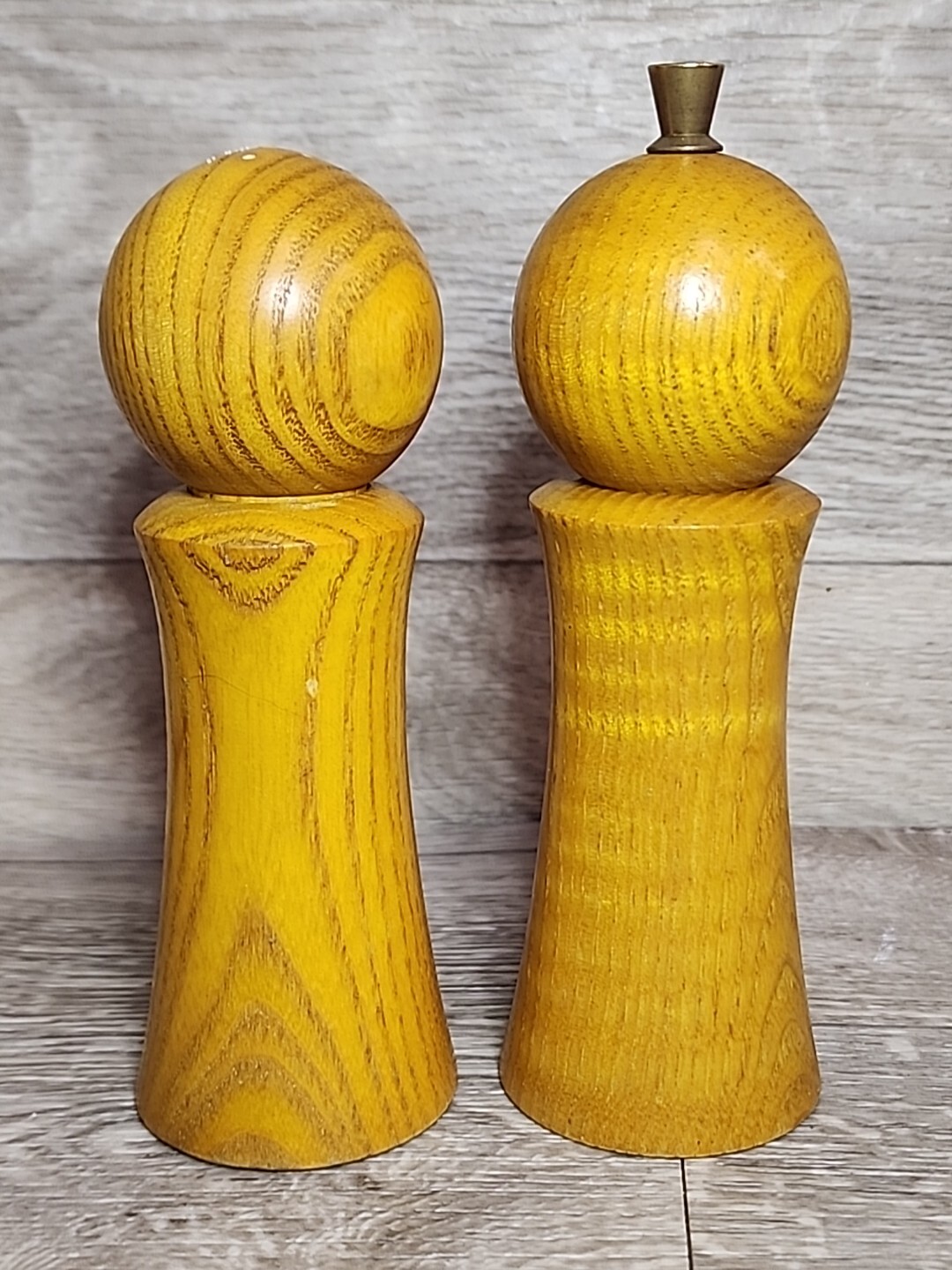 Cooks club salt and pepper shakers
