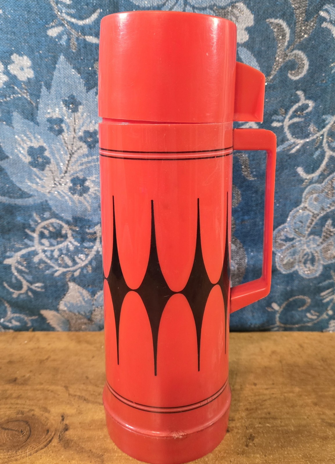 VTG 1970\'s ALADDIN Vanguard Diamond/Atomic Pint Thermos, Clean Inside, Preowned
