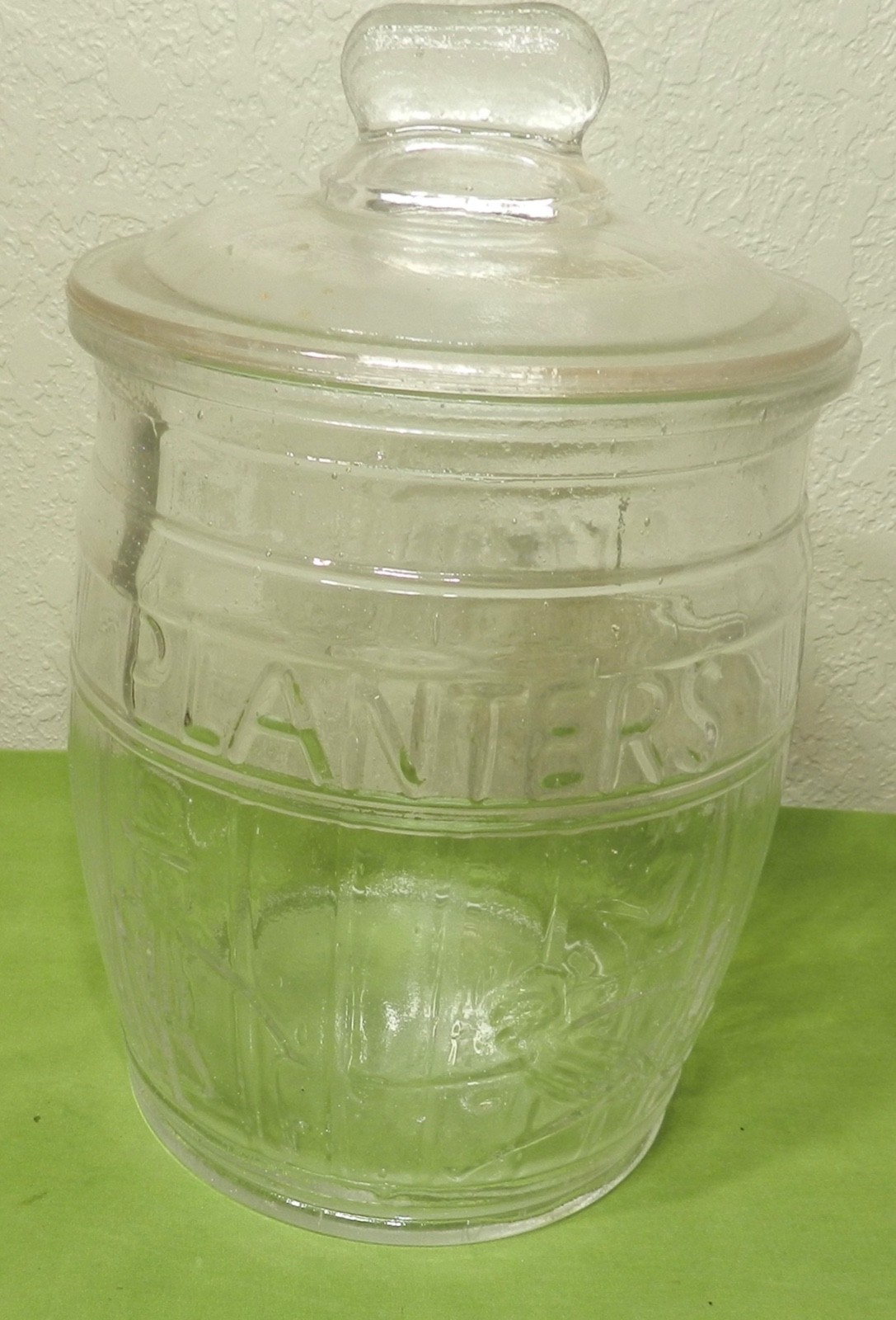 Vtg 1930 PLANTERS PEANUTS Running Mr Peanut Embossed Barrel Glass Jar Peanut Lid Vtg 1930 PLANTERS PEANUTS Running Mr Peanut Embossed Barrel Glass Jar Peanut Lid