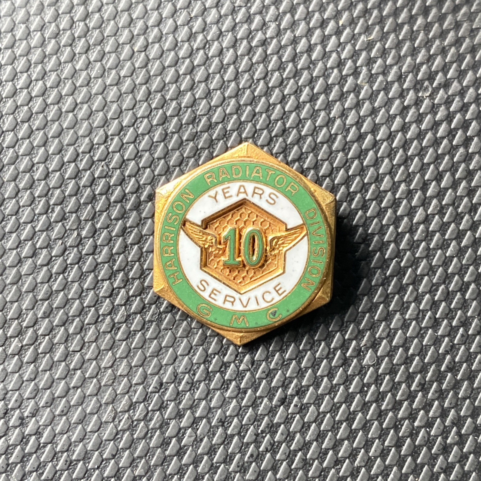 Vintage Harrison Radiator Division GMC General Motors 10 Year Service Award Pin
