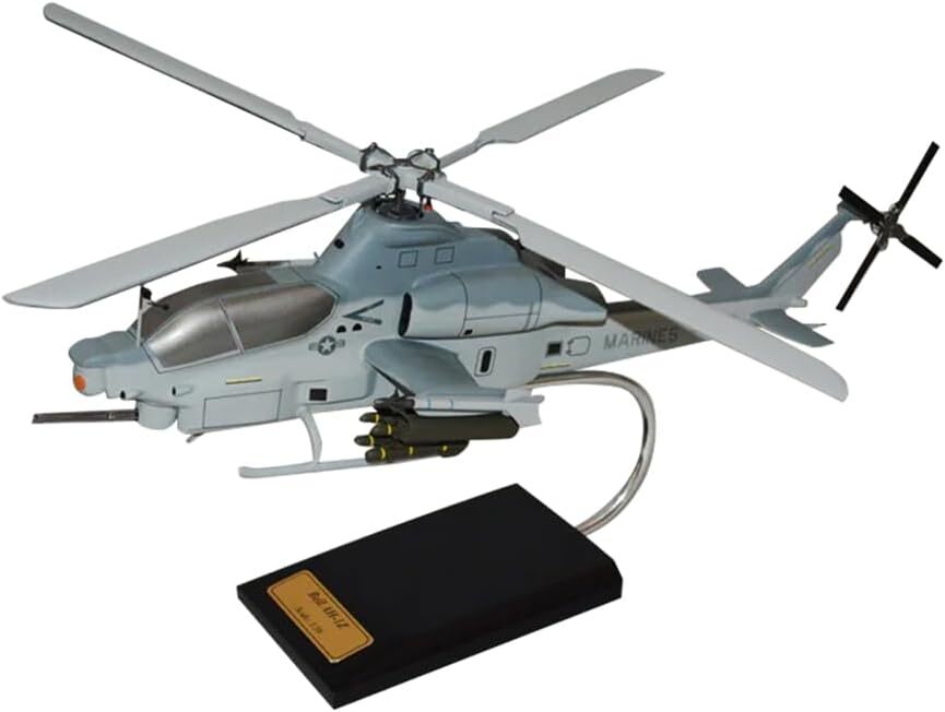 USMC Bell AH-1Z Viper Zulu Cobra Desk Display Attack Model 1/30 SC Helicopter