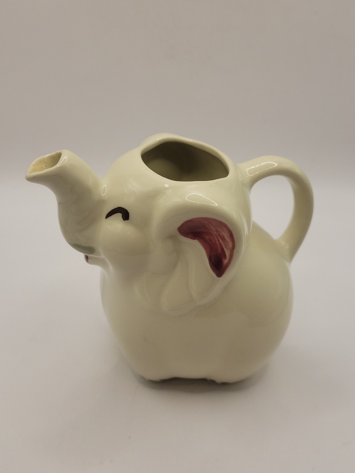 Vintage SHAWNEE POTTERY Creamer WHITE ELEPHANT Cream Pitcher USA  4.5\