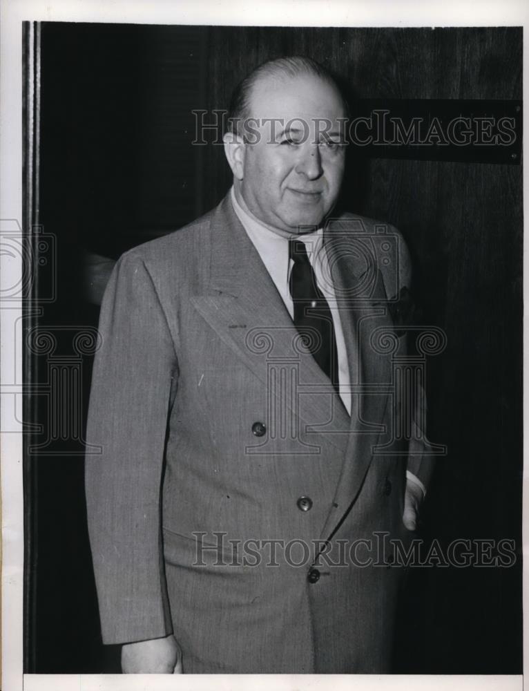 1948 Press Photo New York A Terry Fahye at Follansbee Inquiry in NYC