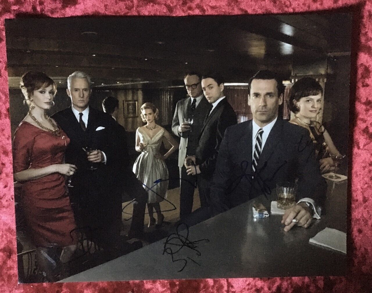 Mad Men  CERTIFIED Signed autographed   photo 14 x 11\