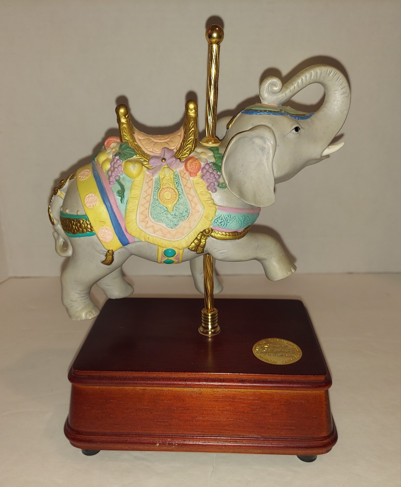 Rare Grey Elephant Carousel Collection LImited Edition San Francisco Music Box C