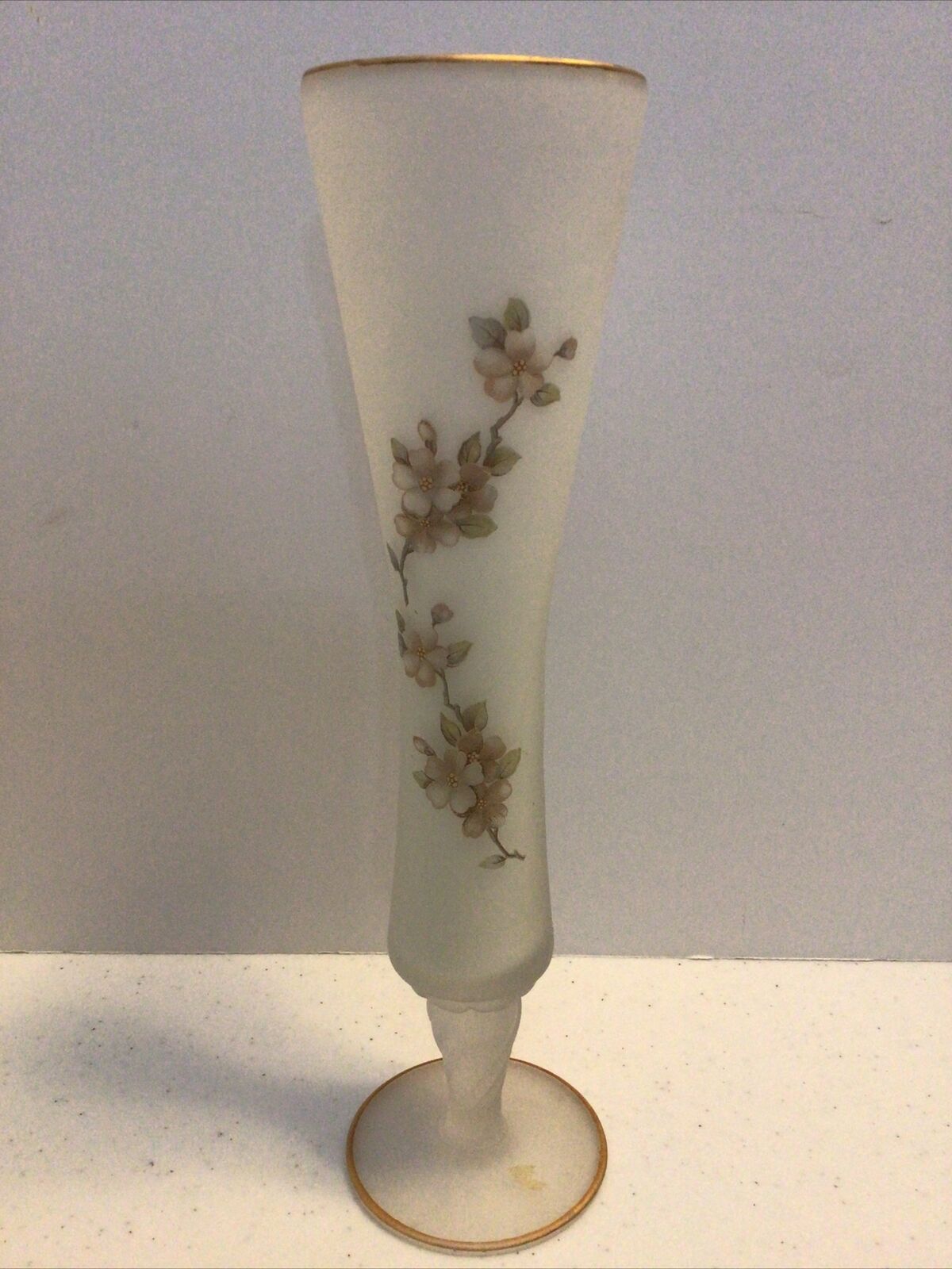 vtg painted apple blossom satin glass vase gold trim 10”