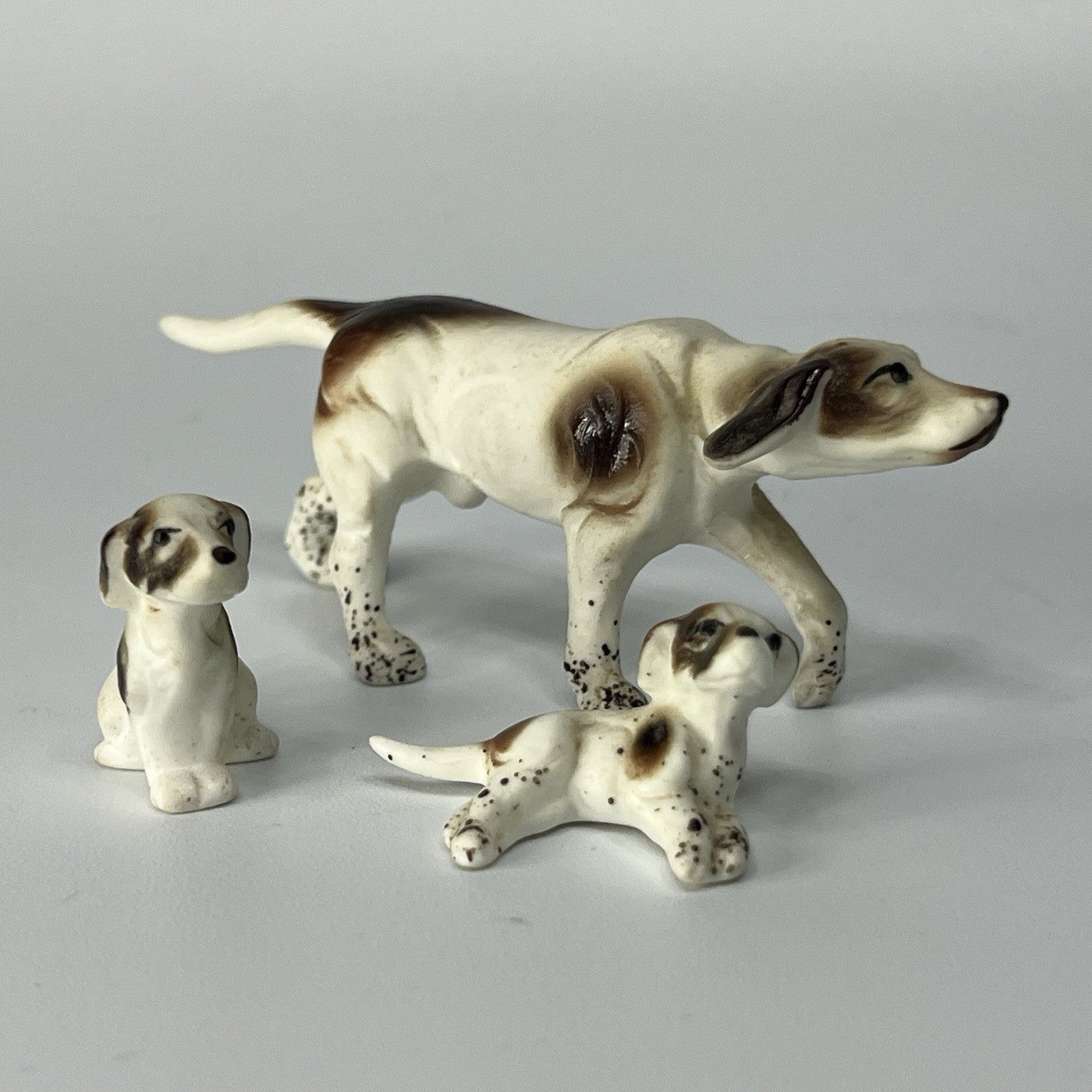 Set 3 Vintage Miniature Bone China Pointer Dogs Figurines Puppies 3