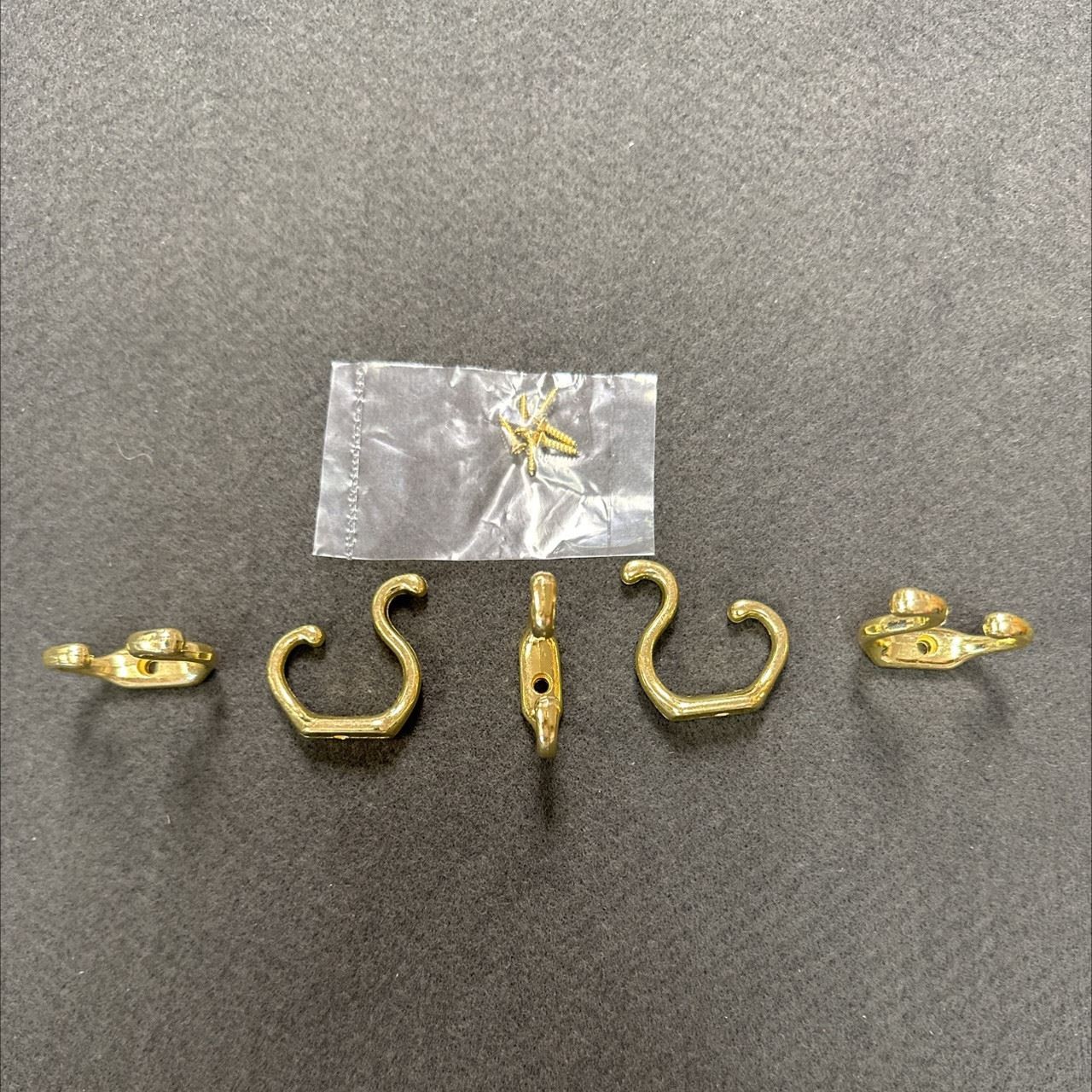 5 Pack Hooks Small 1-3/8  x 1-1/4\