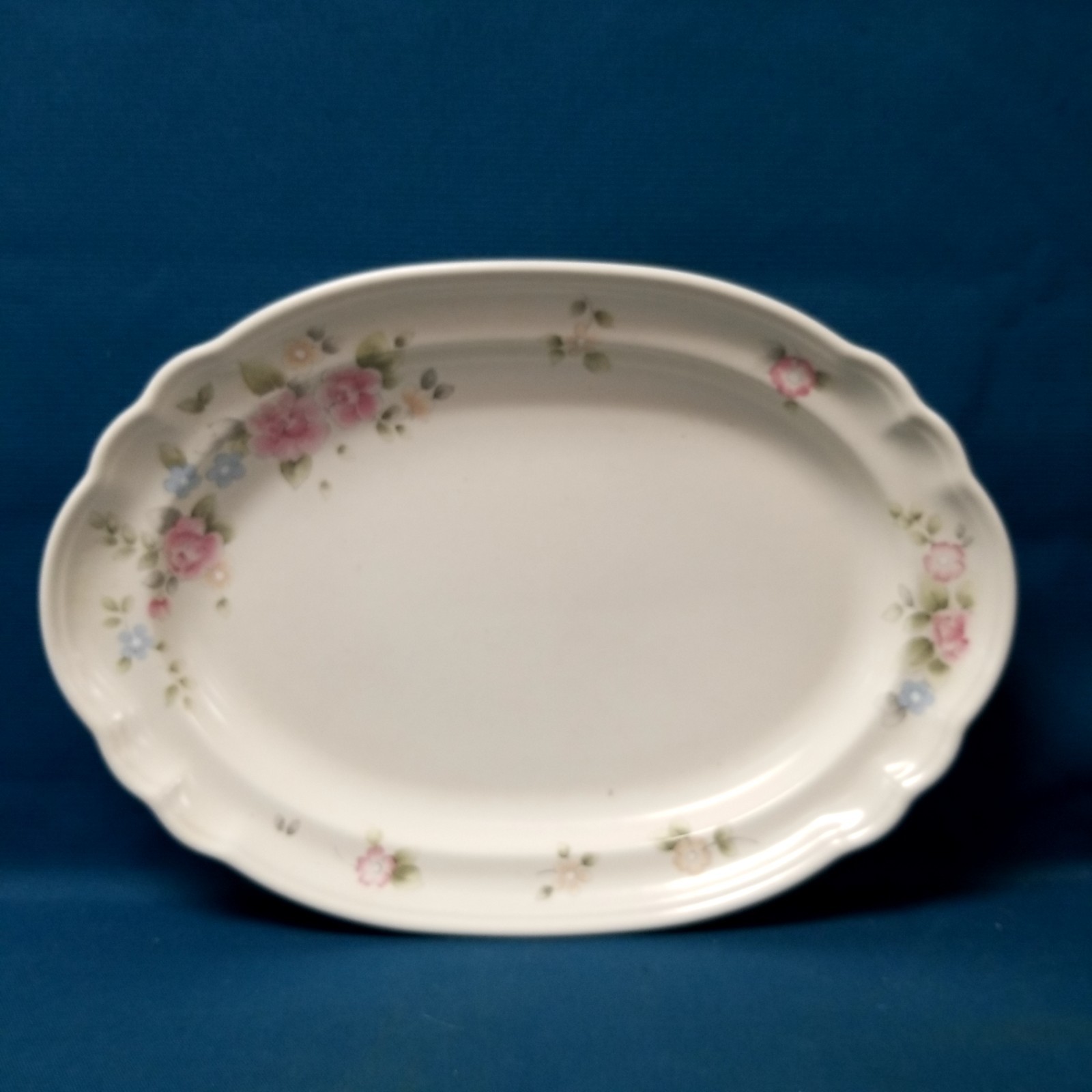 Vtg Pfaltzgraff 14.75 x 10 Serving Platter Oval Ceramic Pink/Blue Flowers