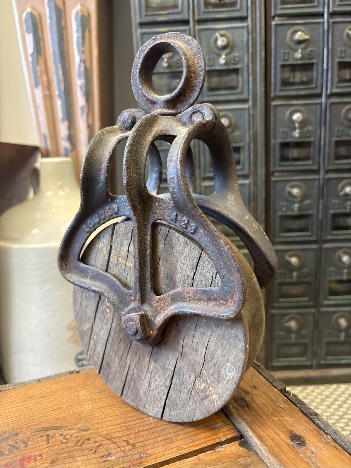 ￼ Antique Louden Cast Iron Wood Barn Pulley Block Tackle Vintage Metal Farm Tool